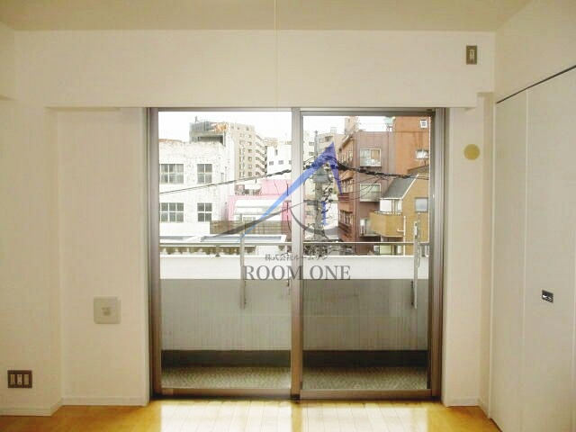 ラグジュアリーアパートメント三ノ輪の寝室|寝室です。