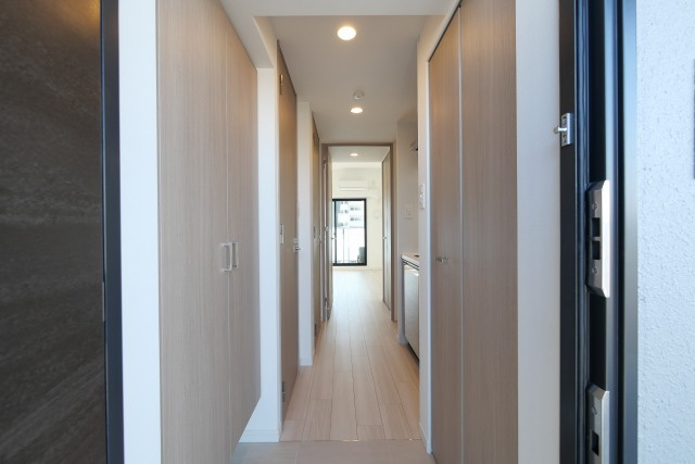 S-RESIDENCE高井田beletaの玄関