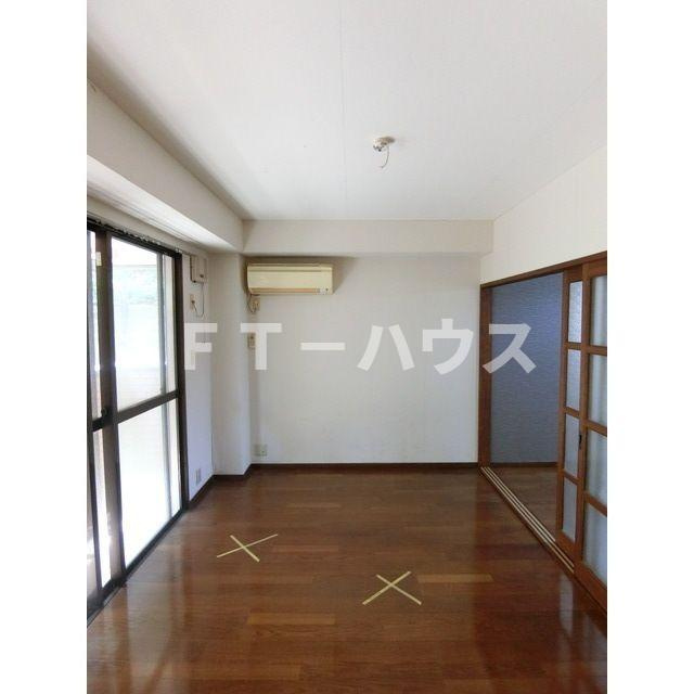 クレメゾン西船の居間・リビング