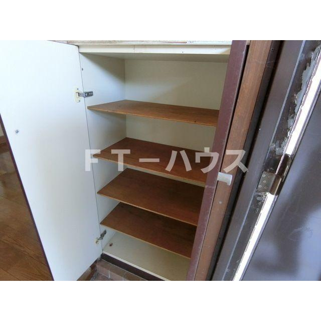 クレメゾン西船の収納