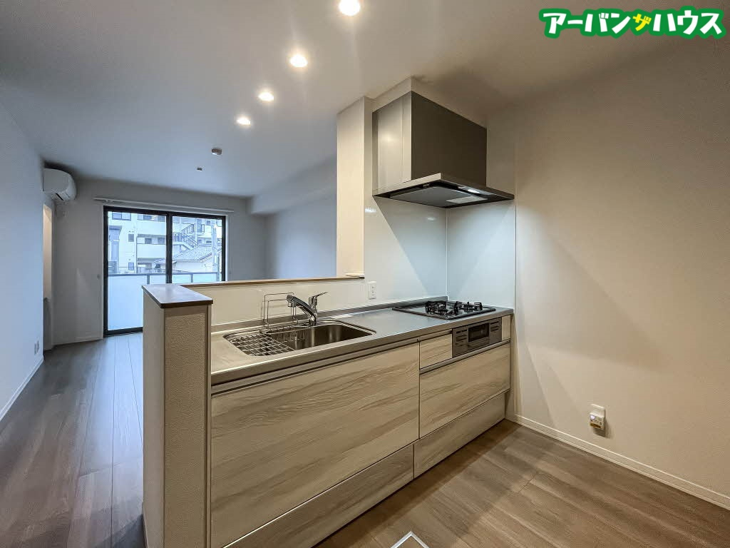 ロイヤルウイングのキッチン