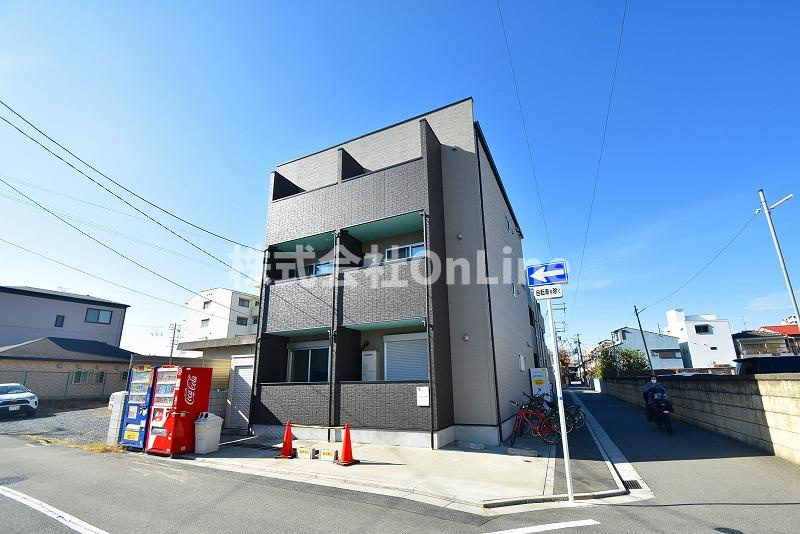 東大阪市稲田新町１丁目のアパートの外観