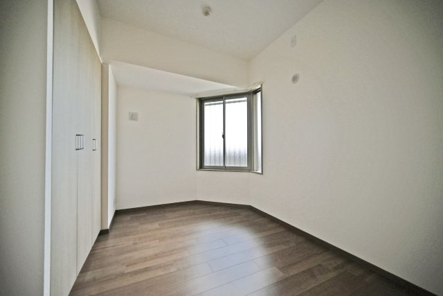プラネ吹田山手町アーバンビューの子供部屋|お子様部屋としてはもちろん、趣味の空間としてもおすすめです。