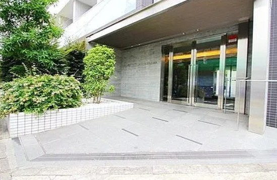 【エントランス】 | プレール・ドゥーク下北沢