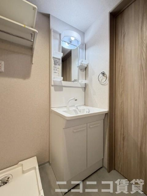 足立区加平２丁目のアパートの洗面所|別号室イメージの為、現状を優先致します。