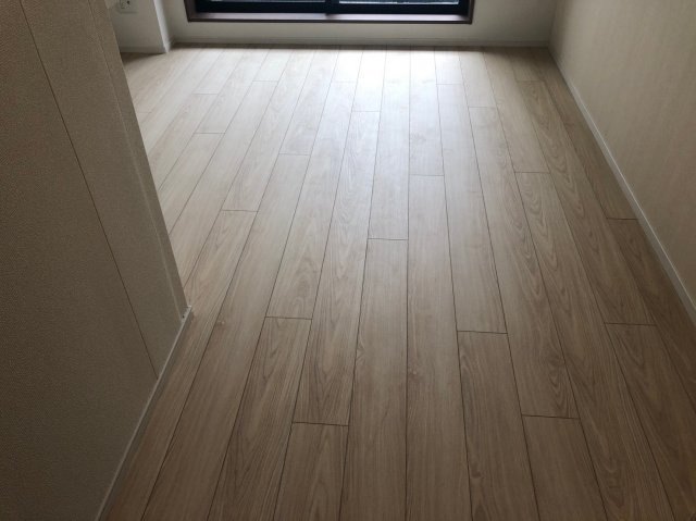 クレヴィスタ方南町Ⅱの洋室|ゆったりした洋室です