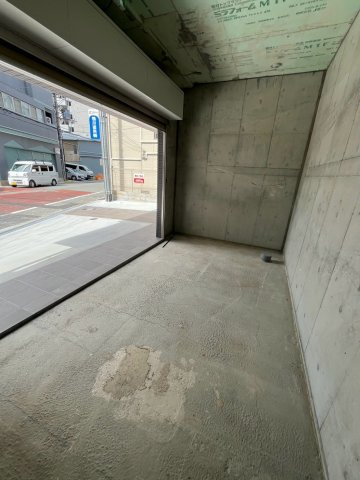 大阪市福島区海老江２丁目の店舗一部の駐車場