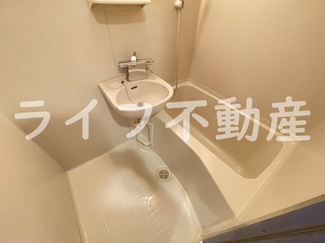 ロータリーマンション長田東の浴室
