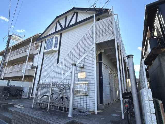 パレス西中島の外観