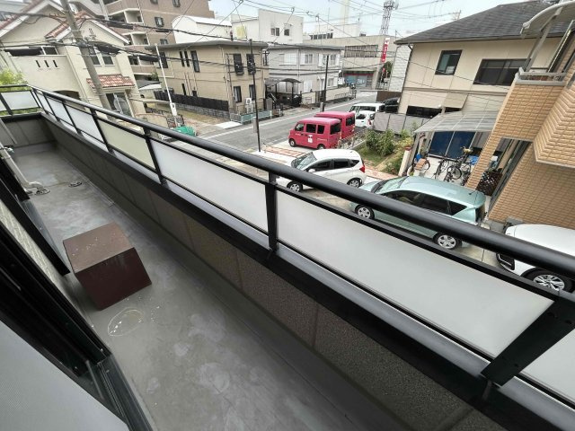西宮市上甲子園４丁目の賃貸マンションのバルコニー