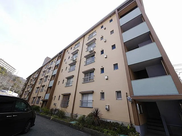 神戸市灘区鶴甲４丁目の賃貸マンション
