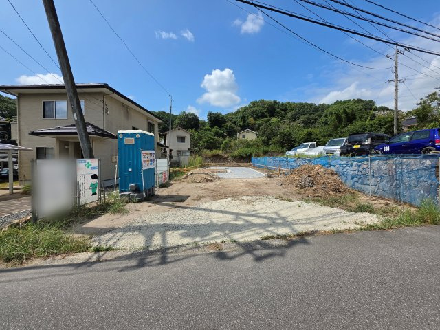 三入七丁目の外観|敷地広々99坪
人気の平屋です
