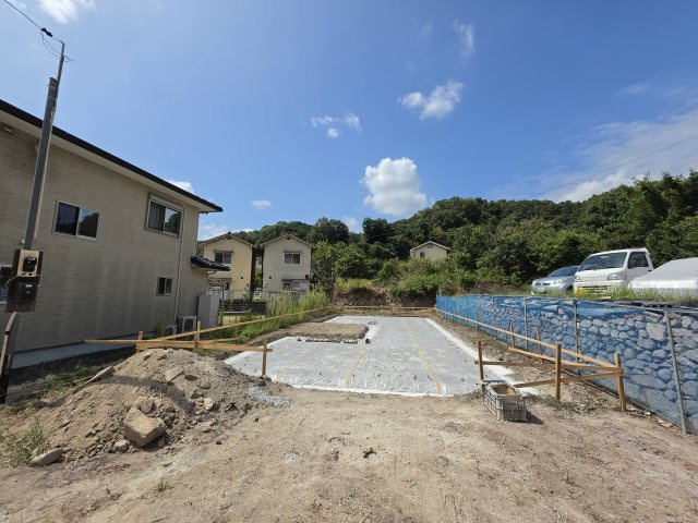 三入七丁目の外観|敷地広々99坪
人気の平屋です