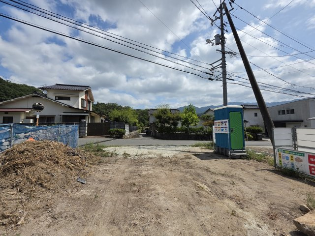 三入七丁目の外観|敷地広々99坪
人気の平屋です