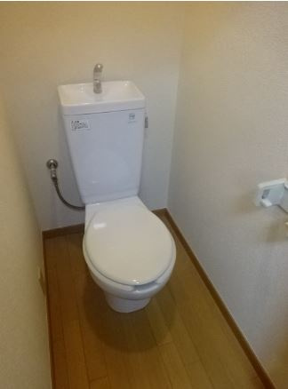 【トイレ】 | カラヴェーラ平塚