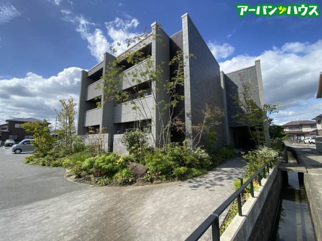 ＨＩＲＡ　ＴＥＲＲＡＣＥの外観