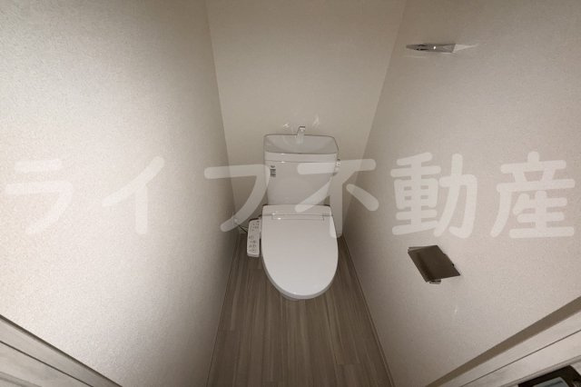 プレサンス東小橋エレディータのトイレ|落ち着いたトイレです
