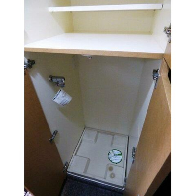 【設備】 | ルーブル多摩川弐番館 | 洗濯機置き場は室内です。