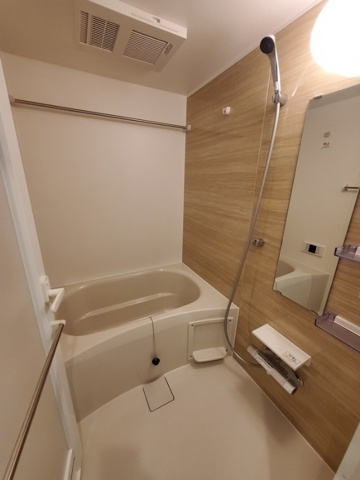 maison chroloの浴室