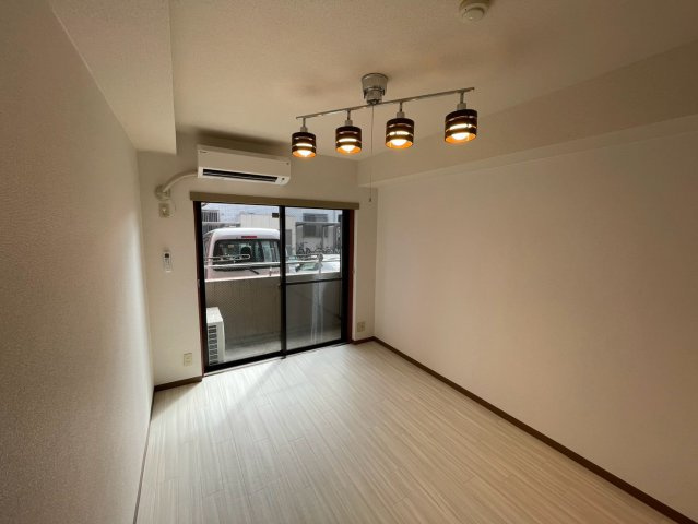 アドサム小山の居間・リビング
