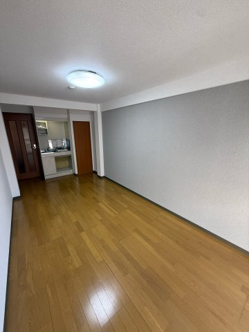 日進パレスの洋室