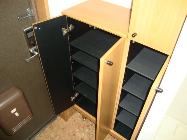 シャトーエトワールの収納|下駄箱