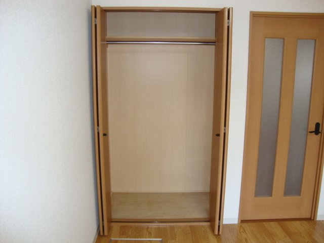 シャトーエトワールの収納|クローゼット