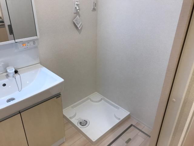 メゾンさくらのその他|洗濯機置場