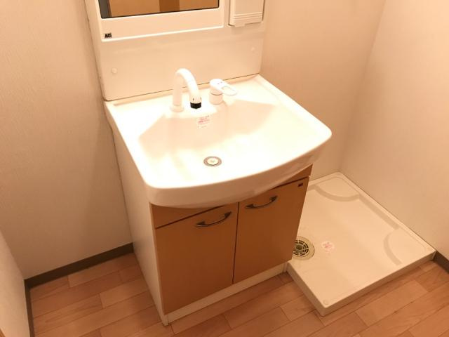 コーポ２５の洗面所|洗髪洗面化粧台