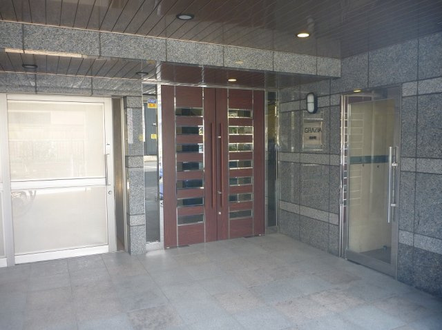 ＧＲＡＺＩＡ南砂町のエントランス