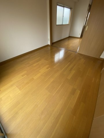 石渡マンションの居間・リビング