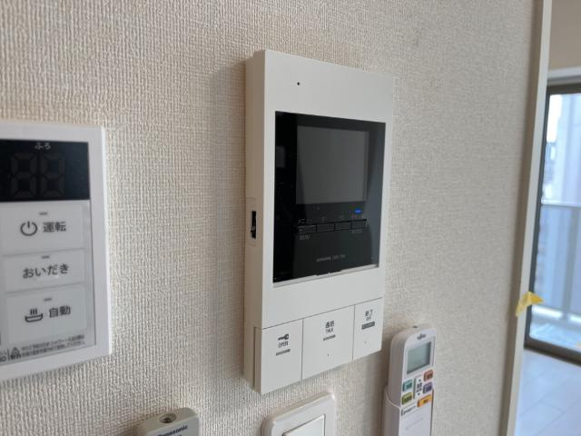 アーバンパレスの内装|カメラ付インターホン