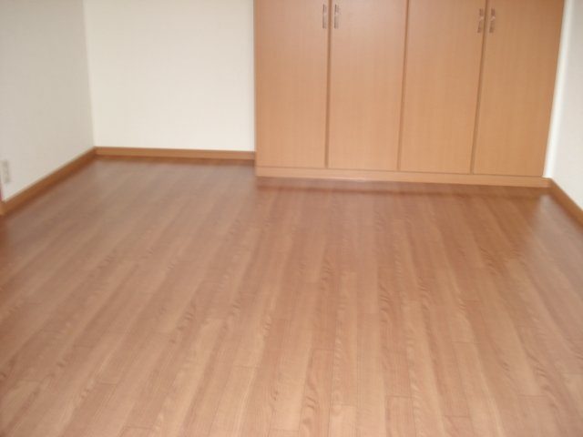 アベニール弐番館の内装|洋室1