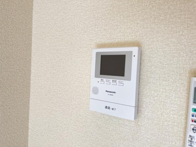 リベルテ中畝Ａの内装|カメラ付インターホン