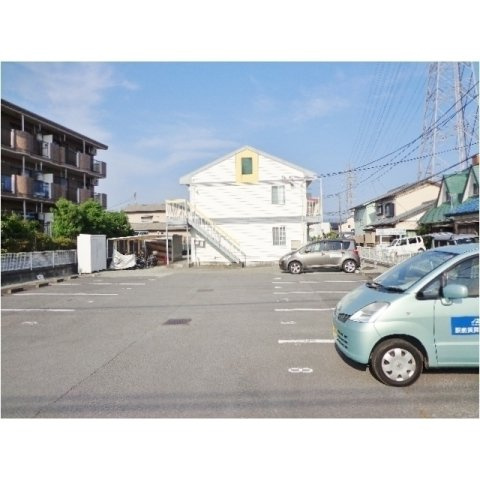 オーガスタの駐車場