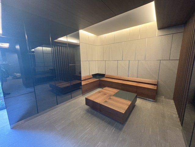 Brillia上野Placeのロビー