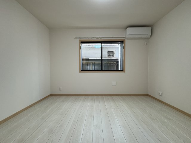 【居間・リビング】 | ゆったりとした居間です
