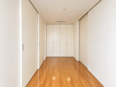 【洋室】 | M.M. TOWERS FORESIS R棟 | 使い勝手のいい洋室です