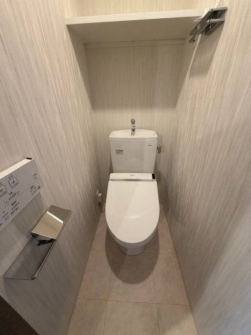 【トイレ】 | プレール・ドゥーク横濱浅間町 | 落ち着いた色調のトイレです