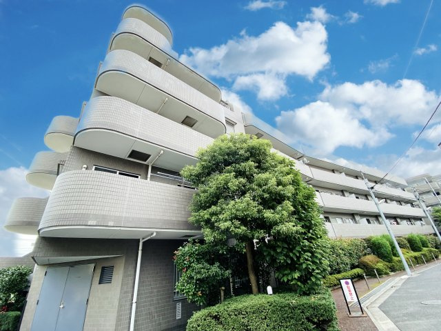 サンヴェール高砂の外観|1993年1月築。ペットの飼育可能マンション。