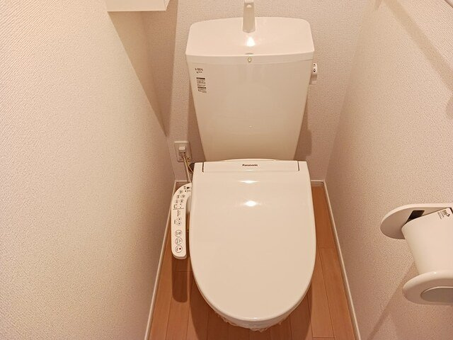 ディア・ショコラのトイレ|落ち着いた色調のトイレです