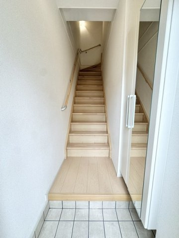 アンジュ　カーサの玄関