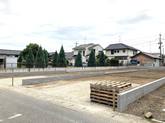 新築　太田市尾島町全2棟　Blooming　Garden　1号棟の外観|現地写真　2027年1月完成予定！類似物件のご内覧等、お気軽にお問合せください♪　							

　
