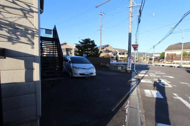 ＫＥコーポ古雅の駐車場