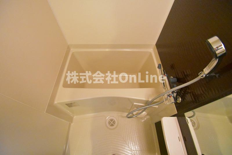 Luxe布施東Ⅱの浴室