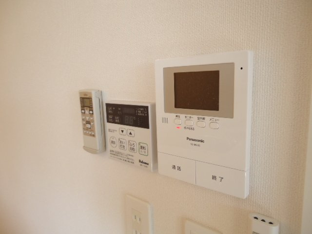 シェモアⅡの内装|カメラ付インターホン