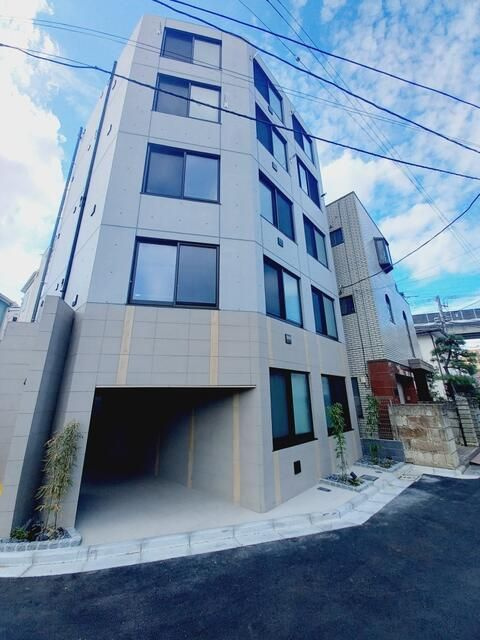 ｔｈｅ１４　ＨＩＧＡＳＨＩ－ＪＵＪＯの外観