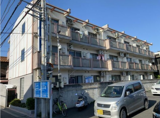 ハイホーム西川口の外観