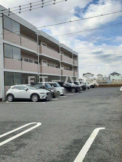 Ｃｅｎｔｕｒｙ　Ｈｉｌｌｓの駐車場