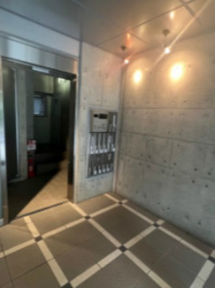 【エントランス】 | ラティス新橋